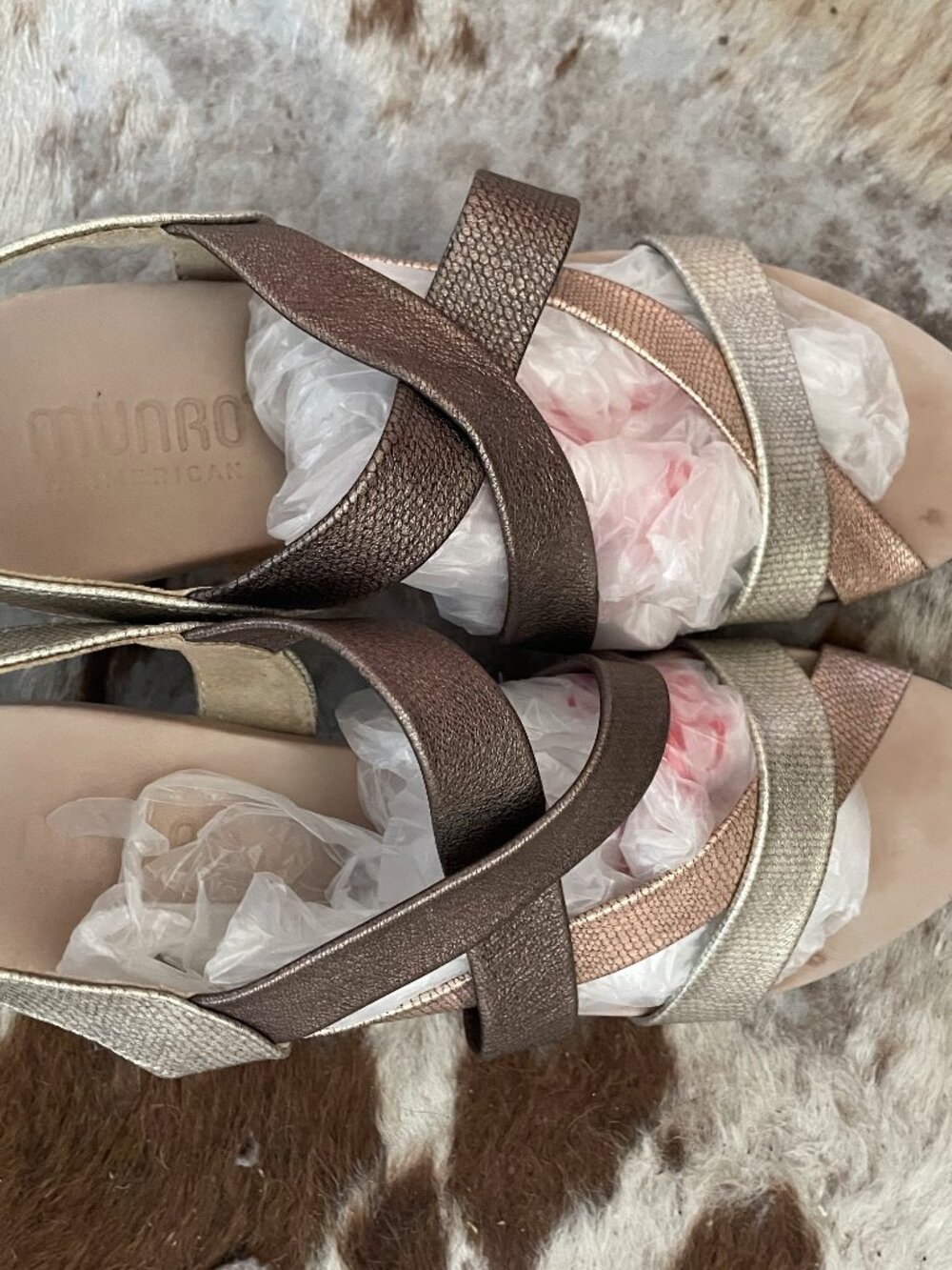 NEW Munro Gold Silver Bronze Comfort Ladies Shoes Sandals 7 N